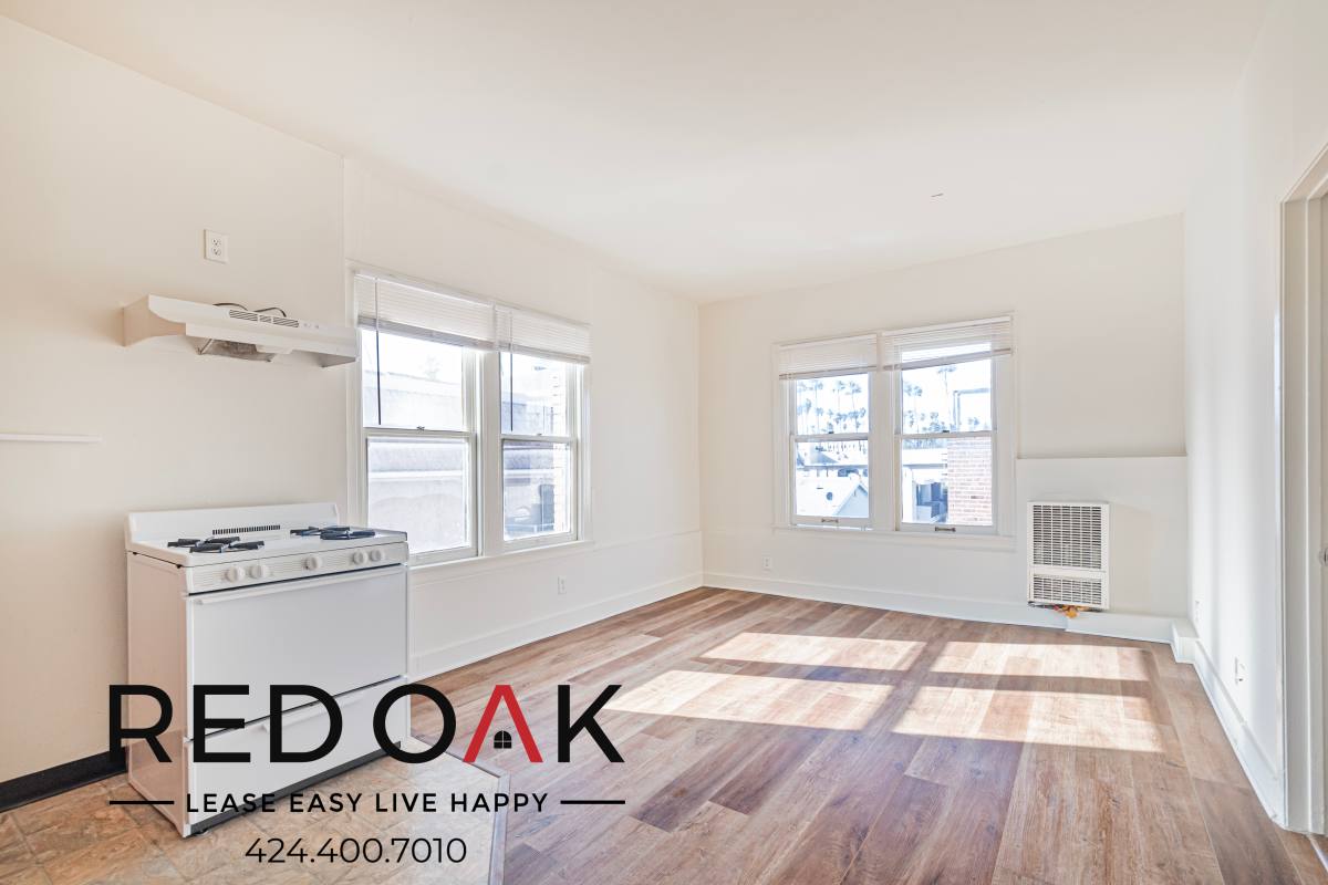Condo for rent at 537 S Kenmore Ave #211, Los Angeles, CA 90020