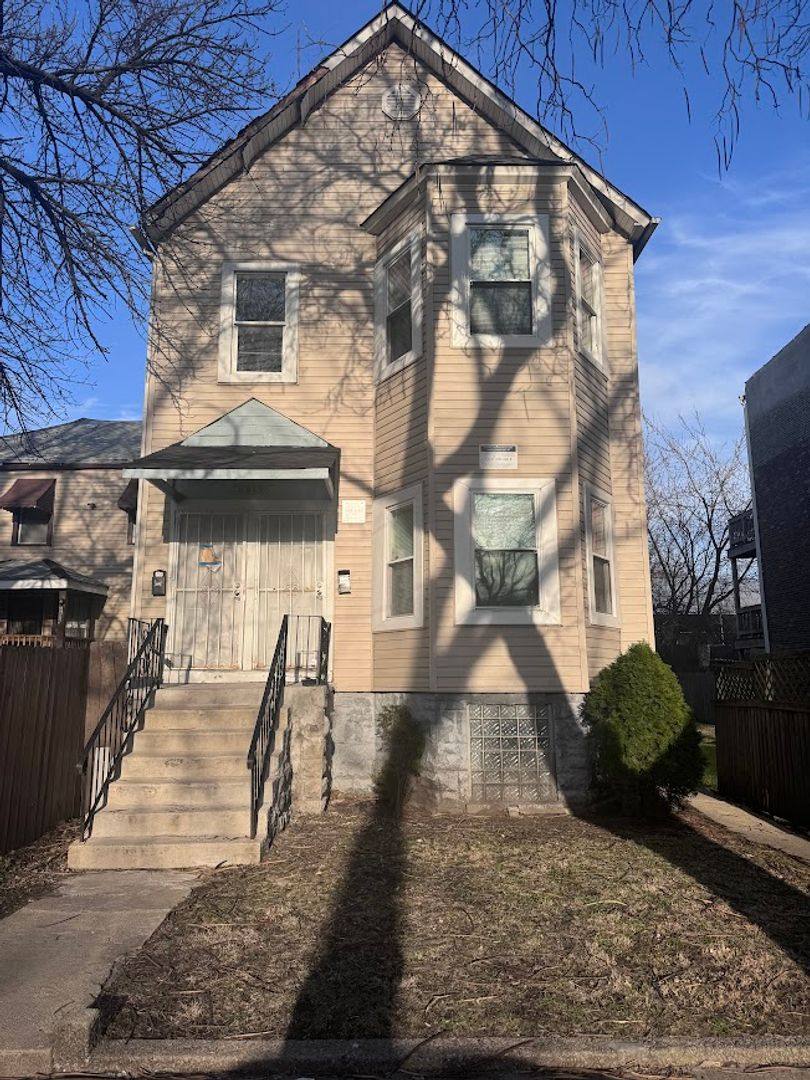 Apartment for rent at 6819 S Evans Ave, Chicago, IL 60637