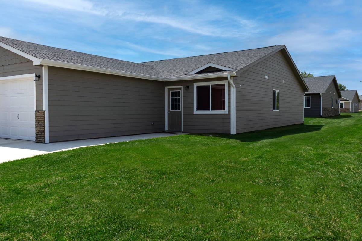 Apartment for rent at 811 Chloe Lane, Storm Lake, IA 50588