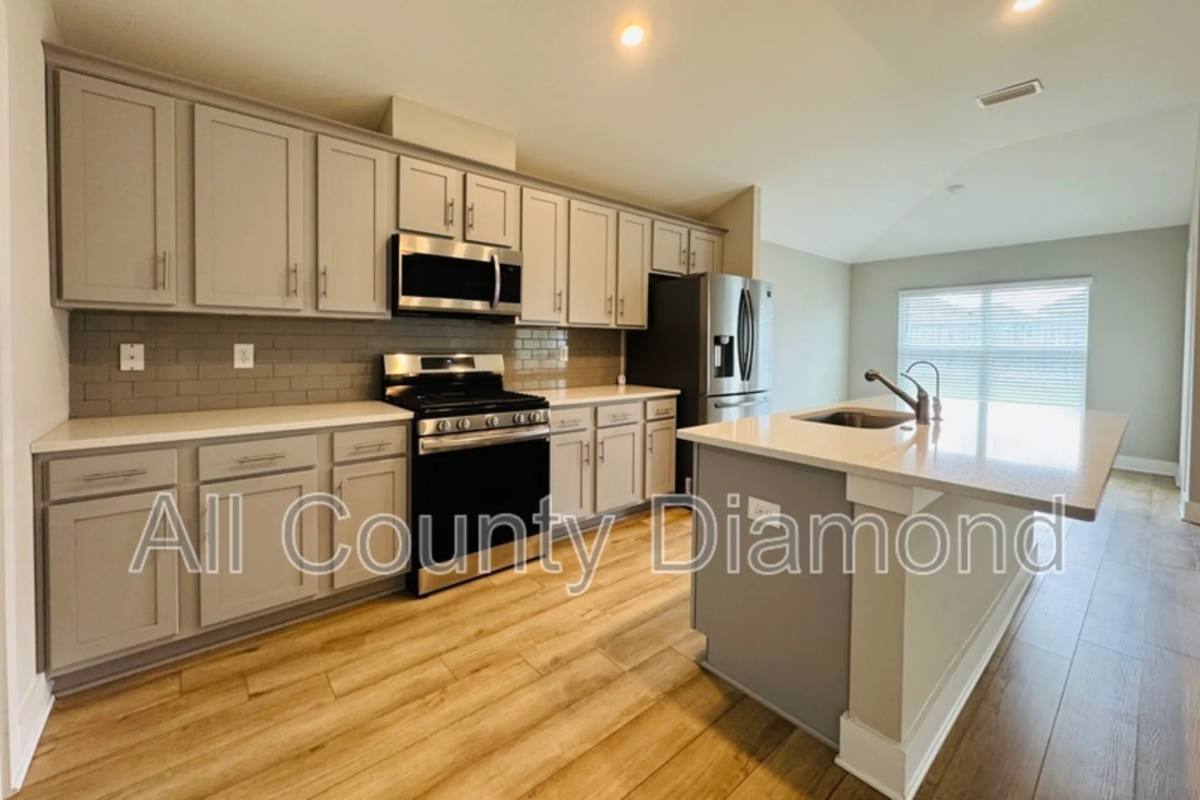 House for rent at 235 Morning Creek Way, Panama City, FL 32404