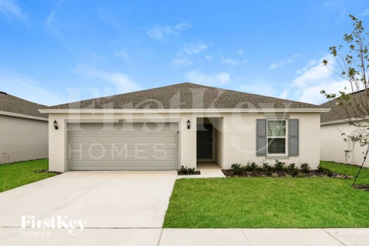 House for rent at 655 Lindbergh Way, Davenport, FL 33837