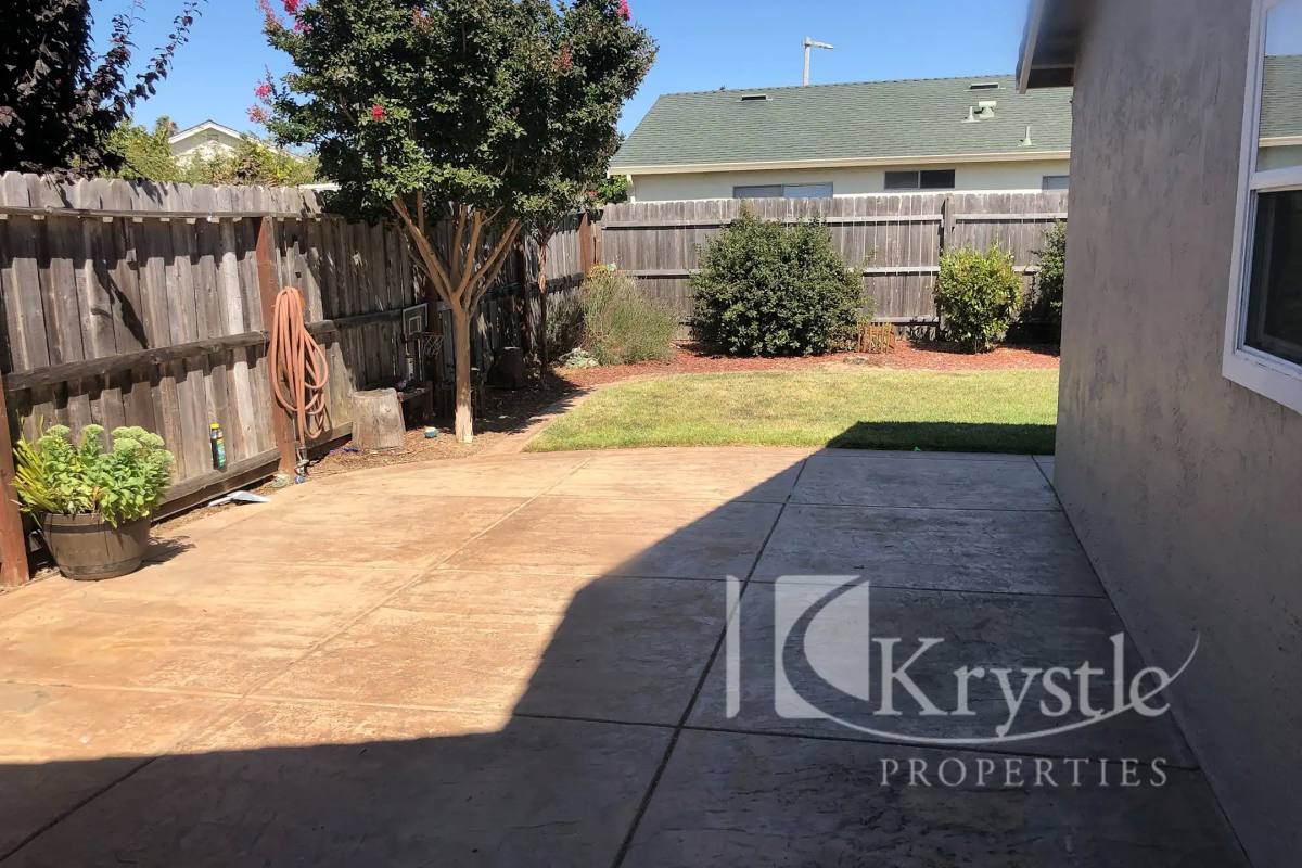 House for rent at 121 Azalea Court, Vallejo, CA 94589