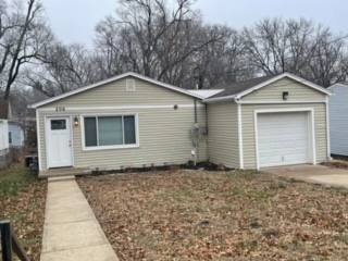 House for rent at 206 N 17th St, Leavenworth, KS 66048