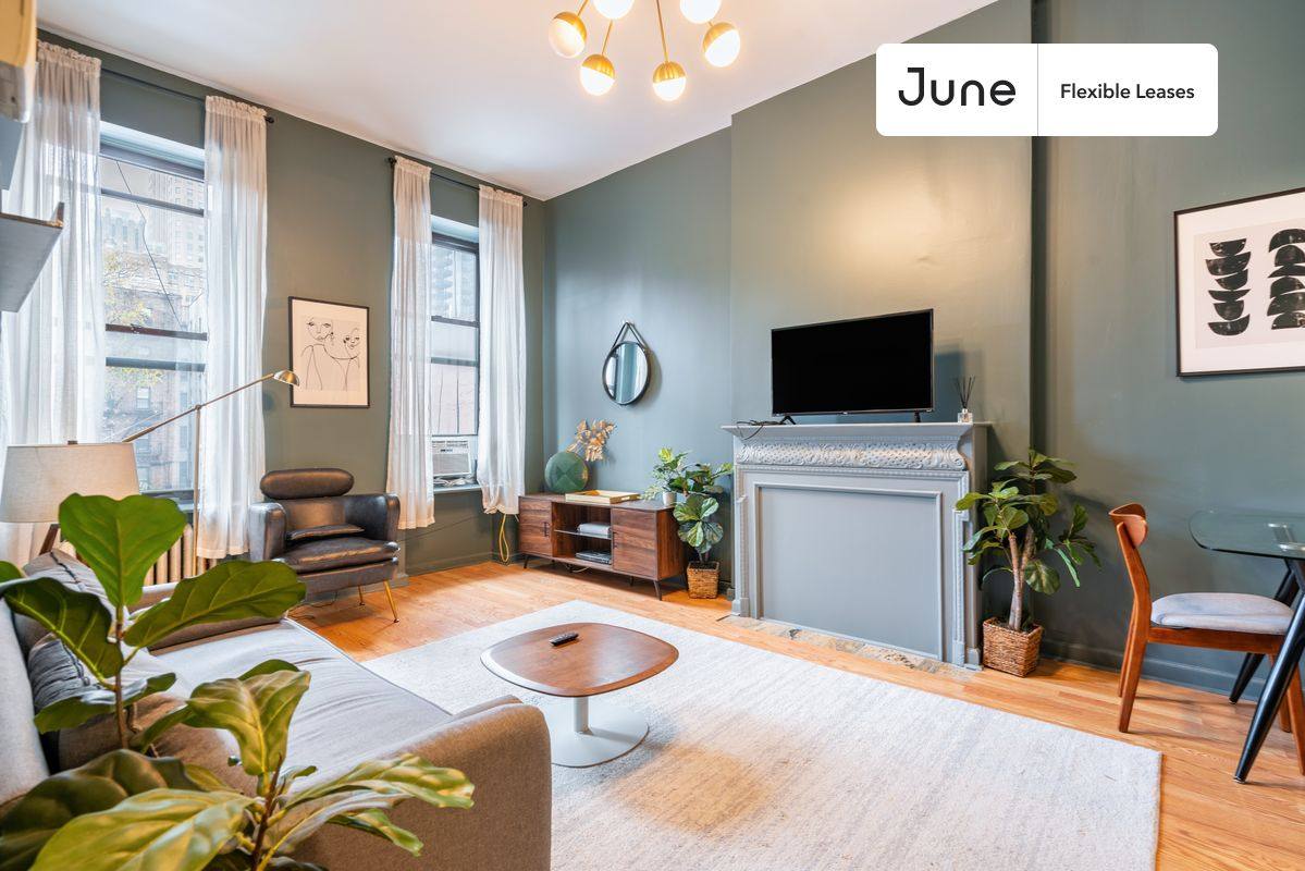 Apartment for rent at 336 W 46th St #4F, New York, NY 10036