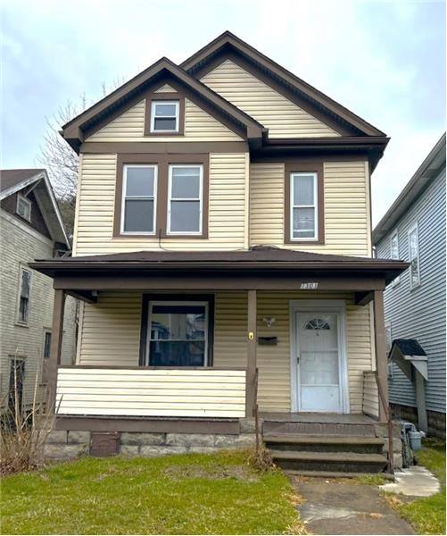 Apartment for rent at 1303 Oregon Ave, Steubenville, OH 43952