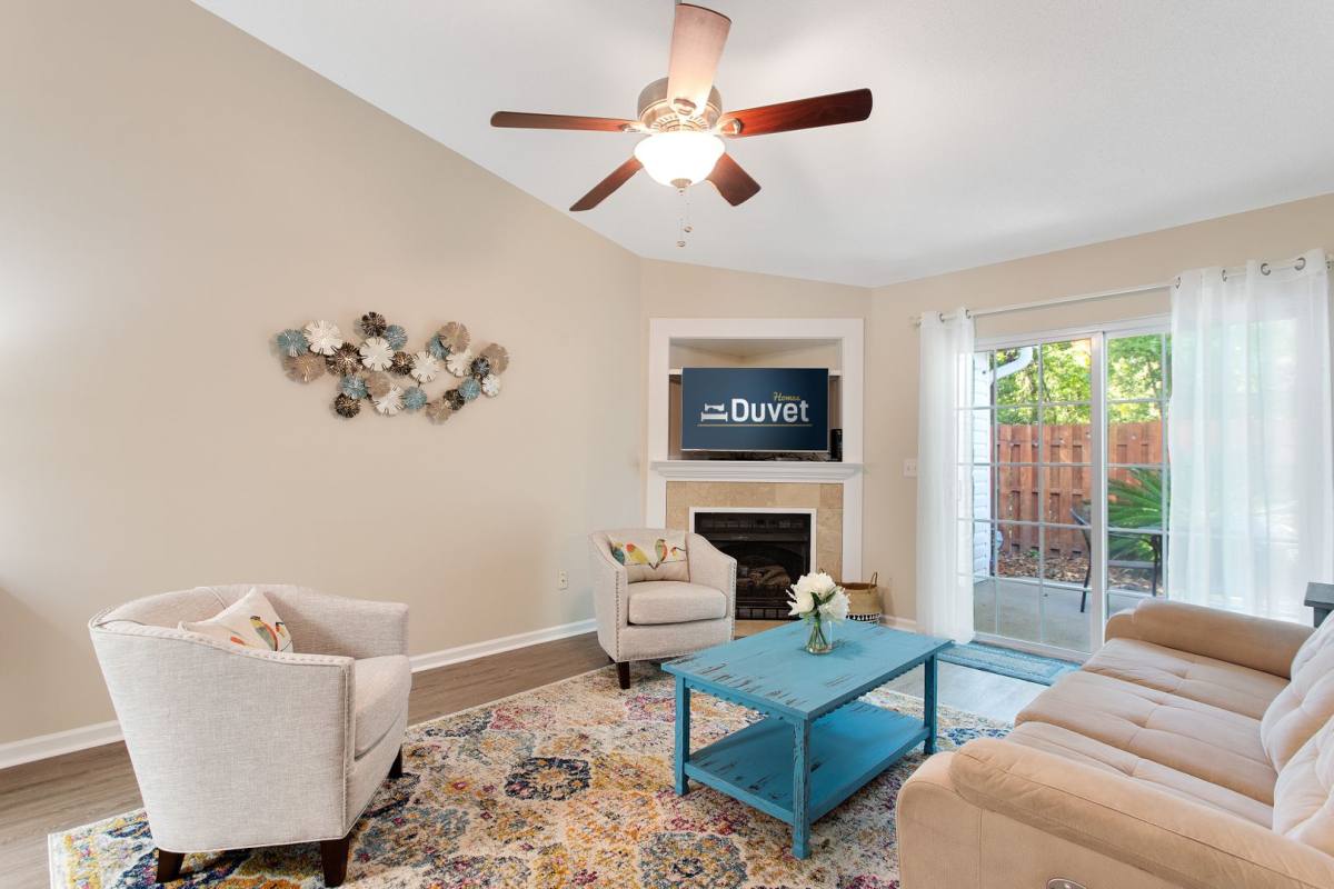 Townhouse for rent at 1361 Pinnacle Lane, Charleston, SC 29412