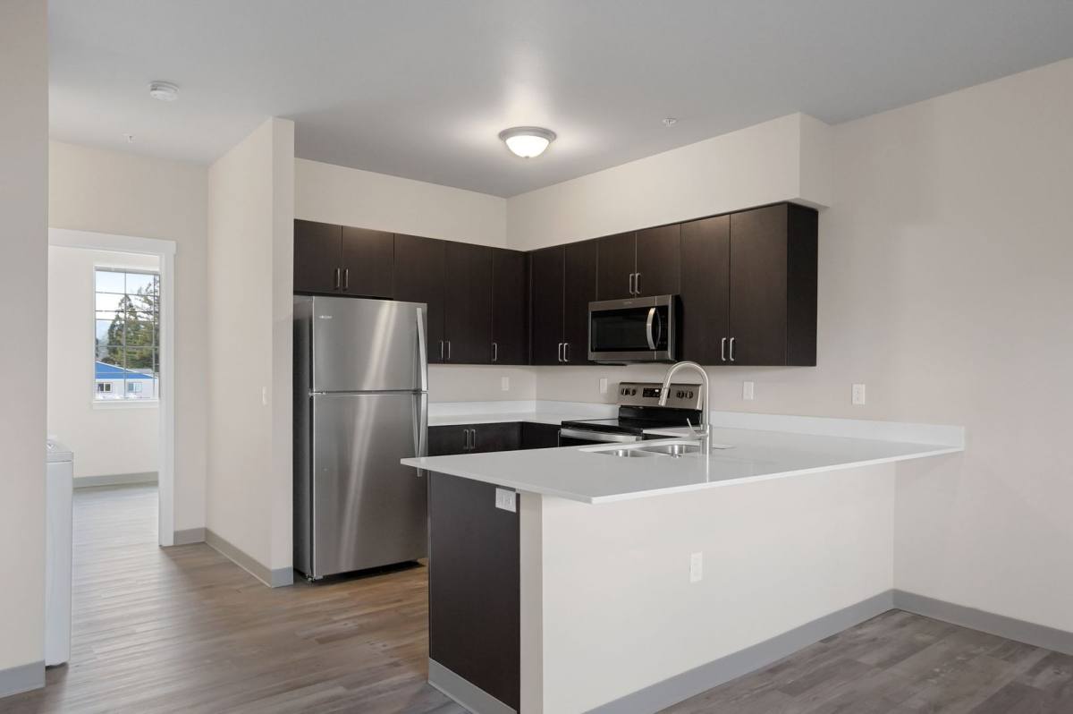 Apartment for rent at 100 Vaughan Lane, Lebanon, OR 97355