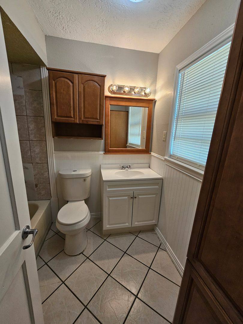 Townhouse for rent at 6535 Latta St, Dallas, TX 75227