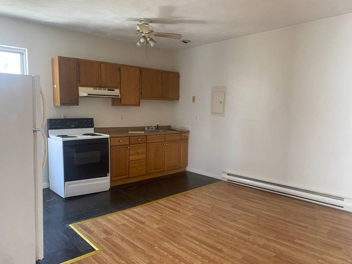 Apartment for rent at 87 E St, Whitinsville, MA 01588
