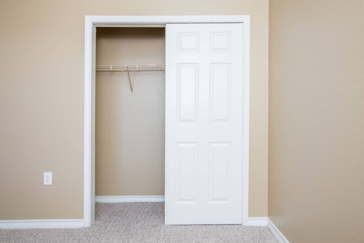 Apartment for rent at 4243 W Commerce St, San Antonio, TX 78237