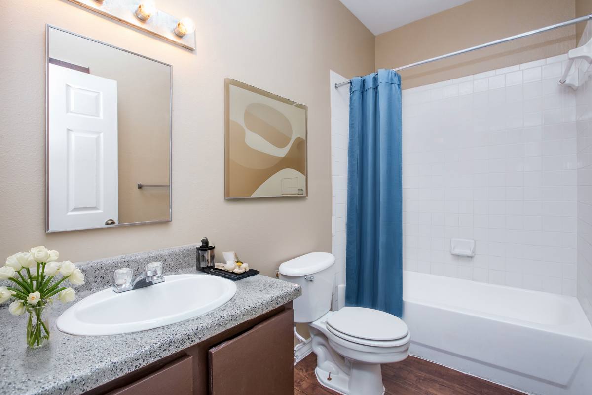 Apartment for rent at 4243 W Commerce St, San Antonio, TX 78237