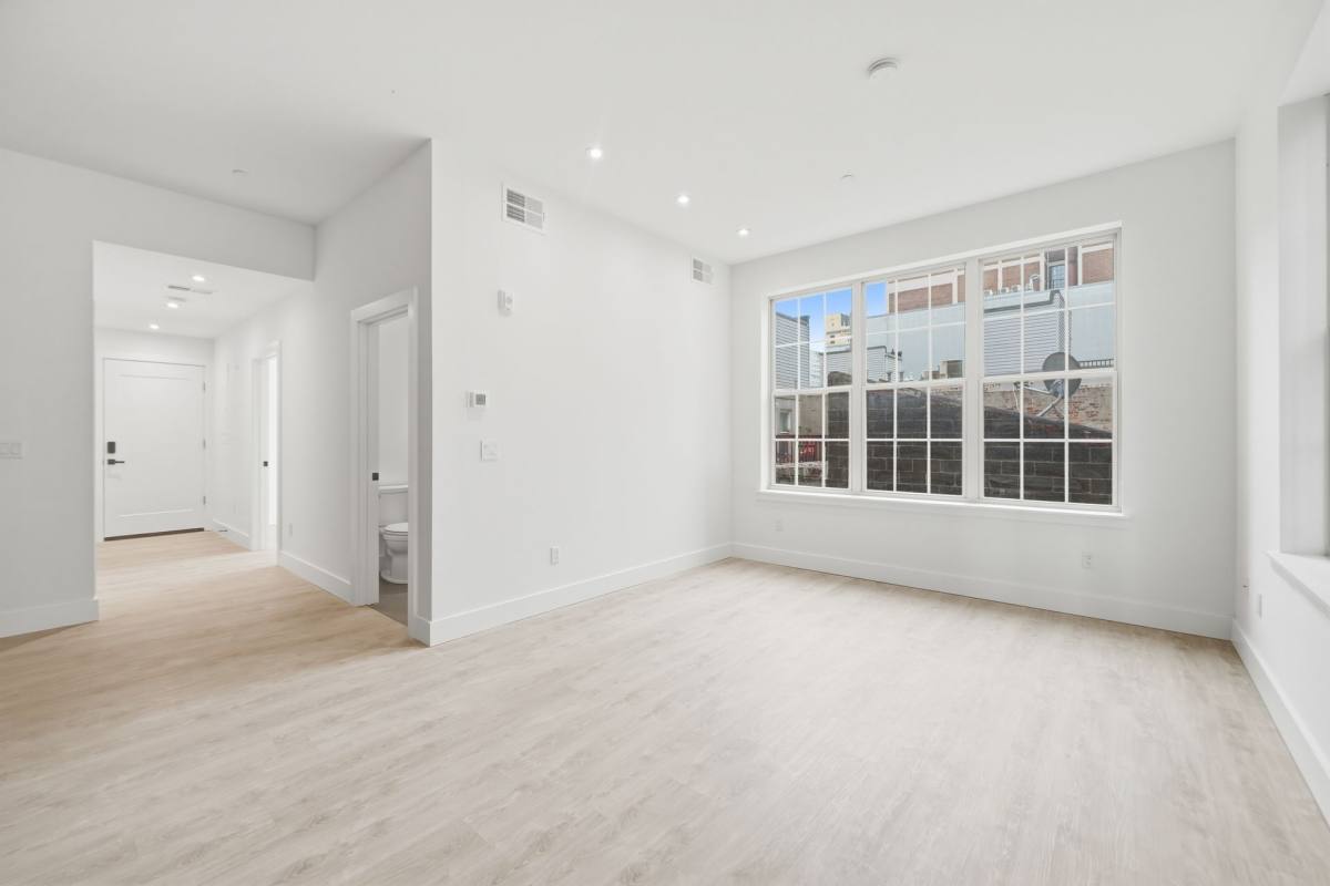 Wood Street Lofts, 326 N 12th St, Philadelphia, PA 19107 - Apartment for Rent - Image 3