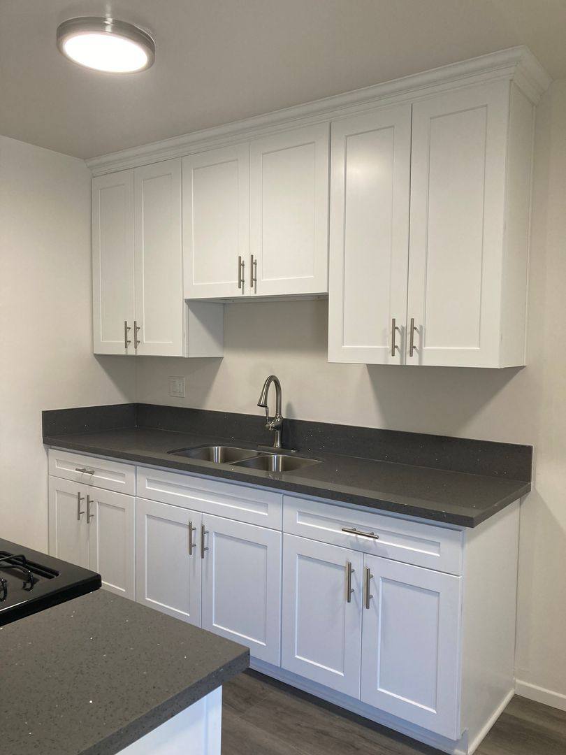 Apartment for rent at 5020 Linden Ave, Long Beach, CA 90805