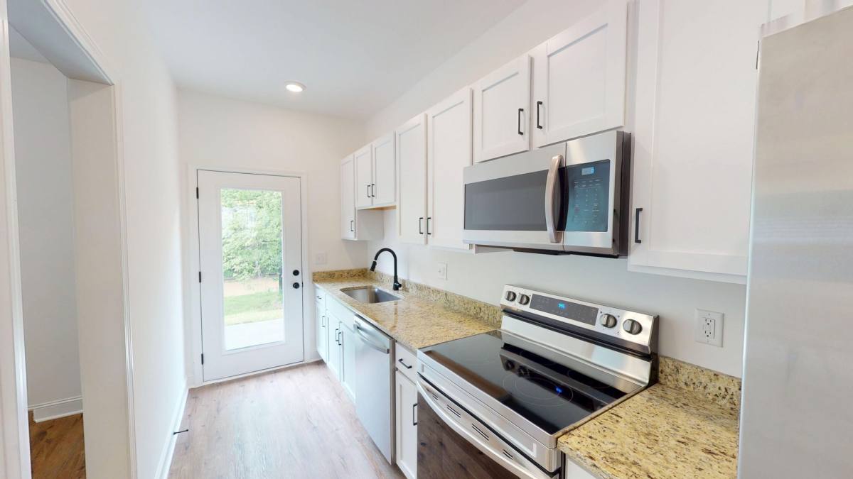 Townhouse for rent at 870 Levitan Dr, Columbia, TN 38401