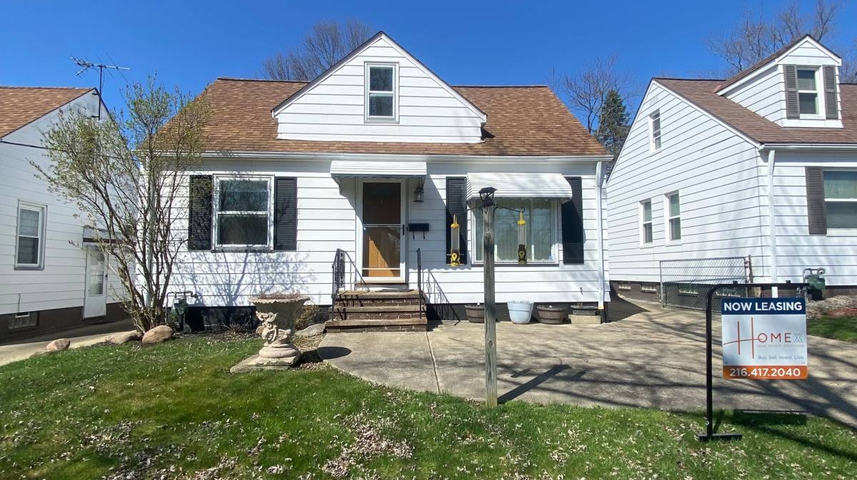 House for rent at 15405 Corkhill Rd, Maple Heights, OH 44137