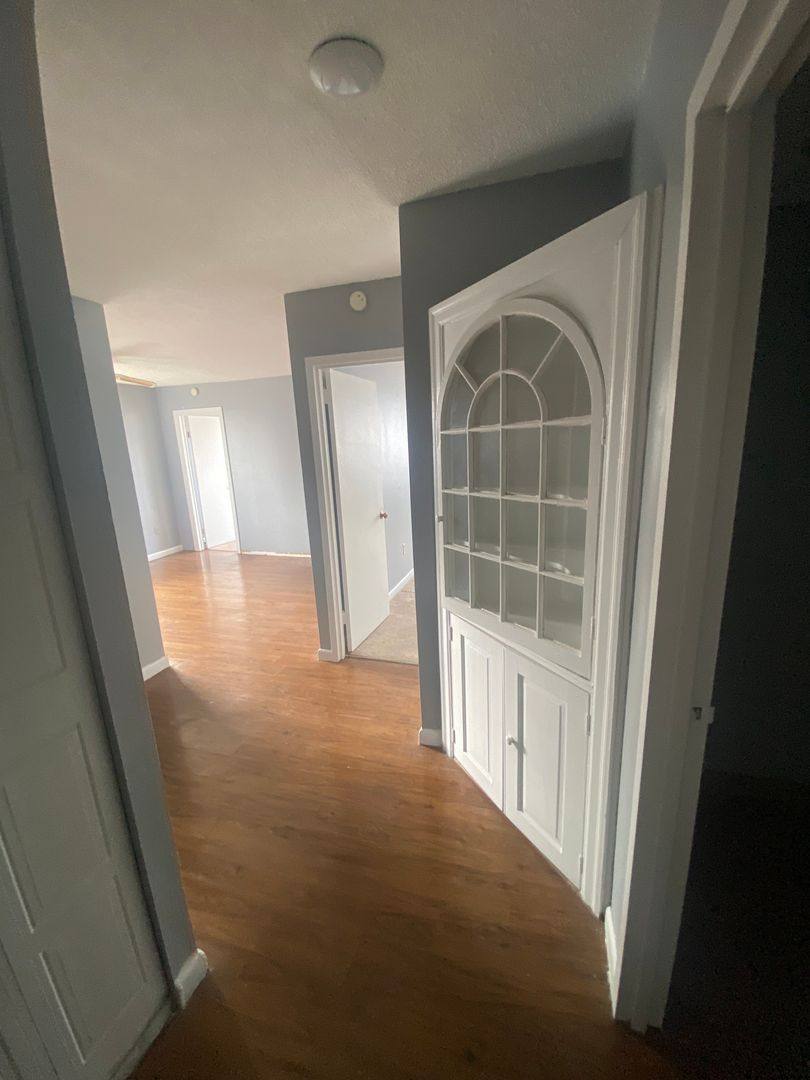 Condo for rent at 47 Sumner St, Hartford, CT 06105