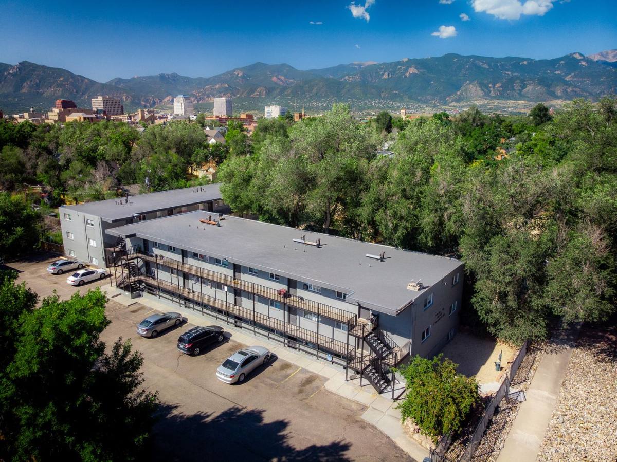 Apartment for rent at 425-431 E Willamette Ave, Colorado Springs, CO 80903