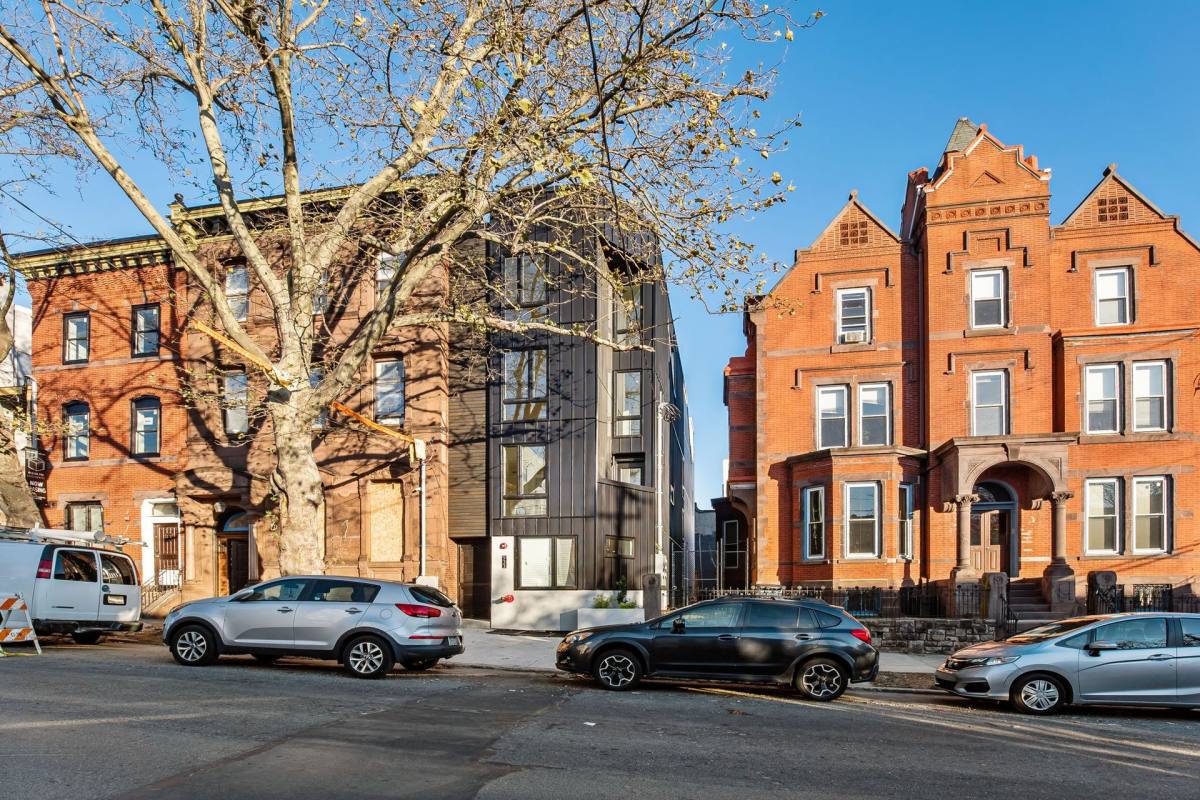 Apartment for rent at 933 N 29th St #1, Philadelphia, PA 19130