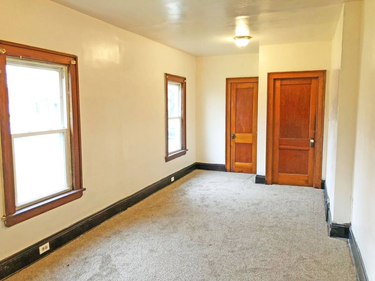 House for rent at 4126 E, Cleveland, OH 44128