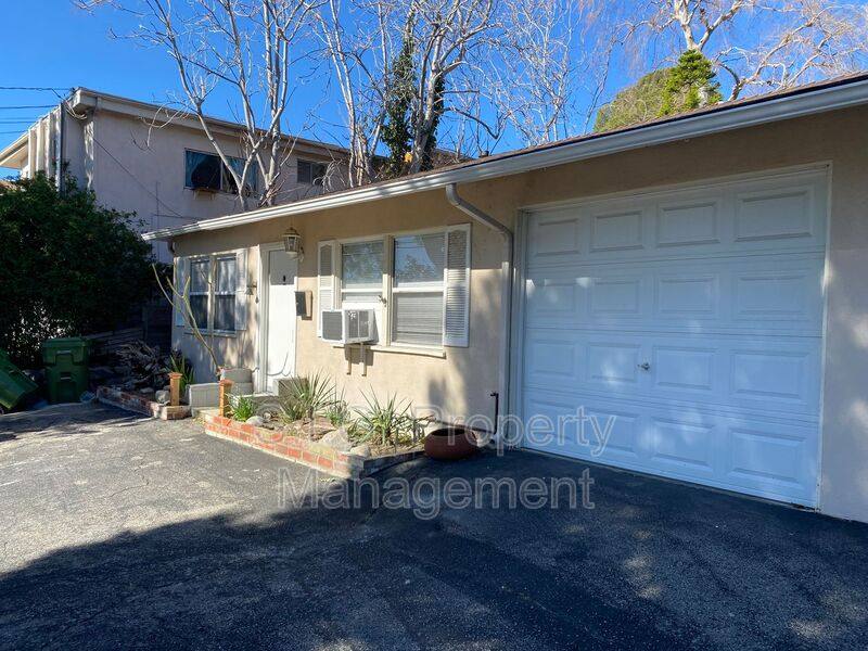 Apartment for rent at 6809 Valmont St, Tujunga, CA 91042