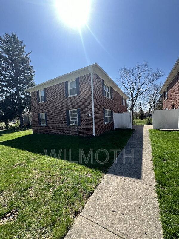 Apartment for rent at 113 W 5th St #D, Greenfield, IN 46140