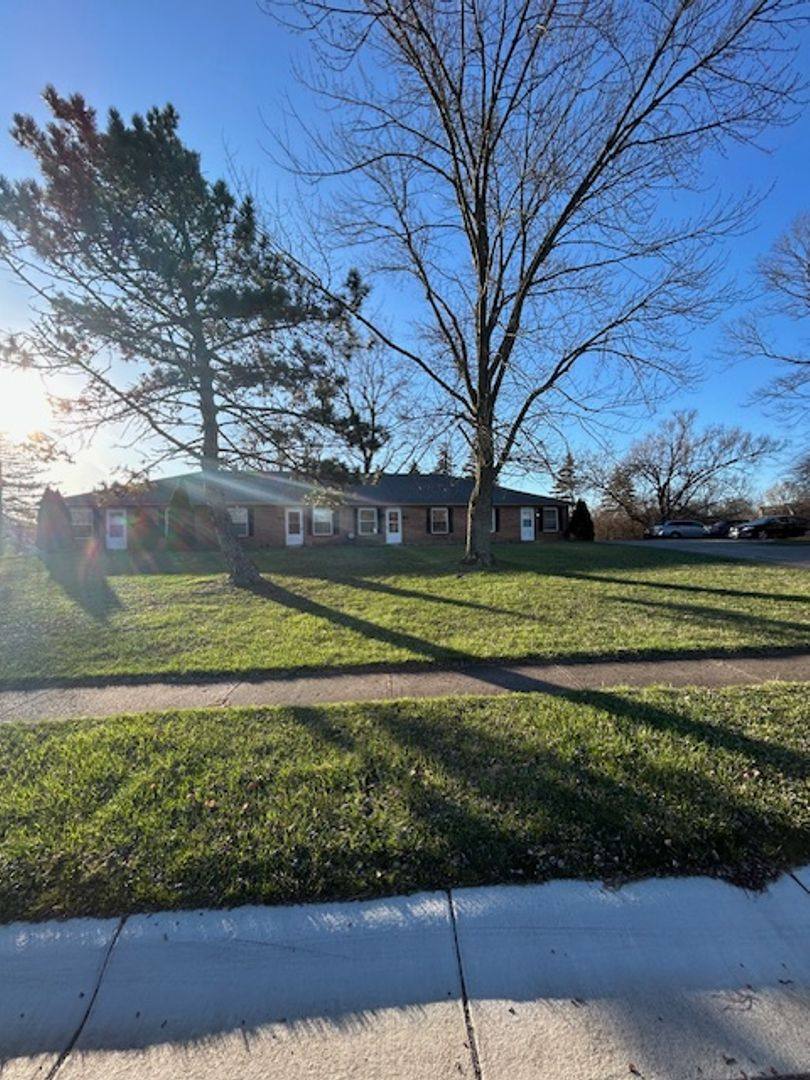 Apartment for rent at 9864 Mandel Dr, Dayton, OH 45458