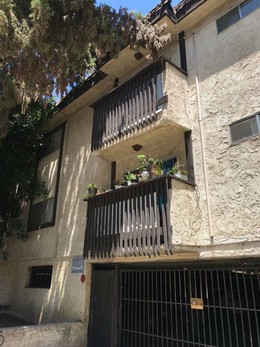 Apartment for rent at 14333 Friar St, Van Nuys, CA 91401