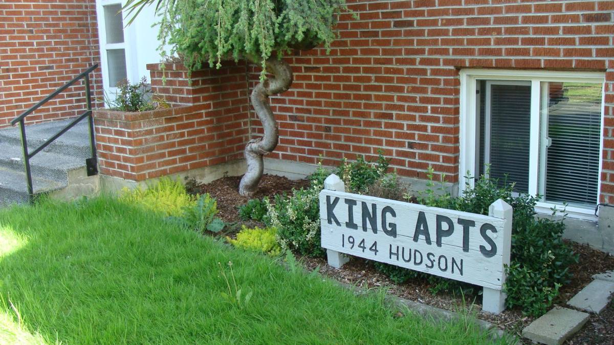 Apartment for rent at 1944 Hudson St, Longview, WA 98632