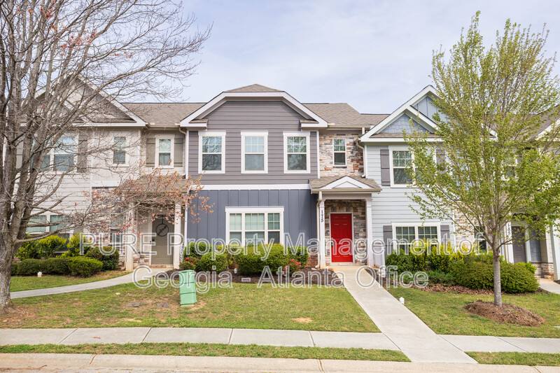 Townhouse for rent at 175 Orchard Dr, Covington, GA 30014