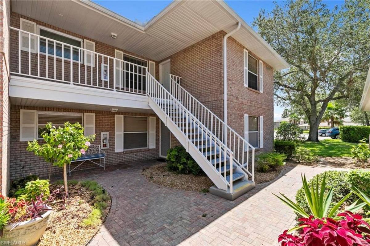 Condo for rent at 6680 Ilex Circle, Naples, FL 34109