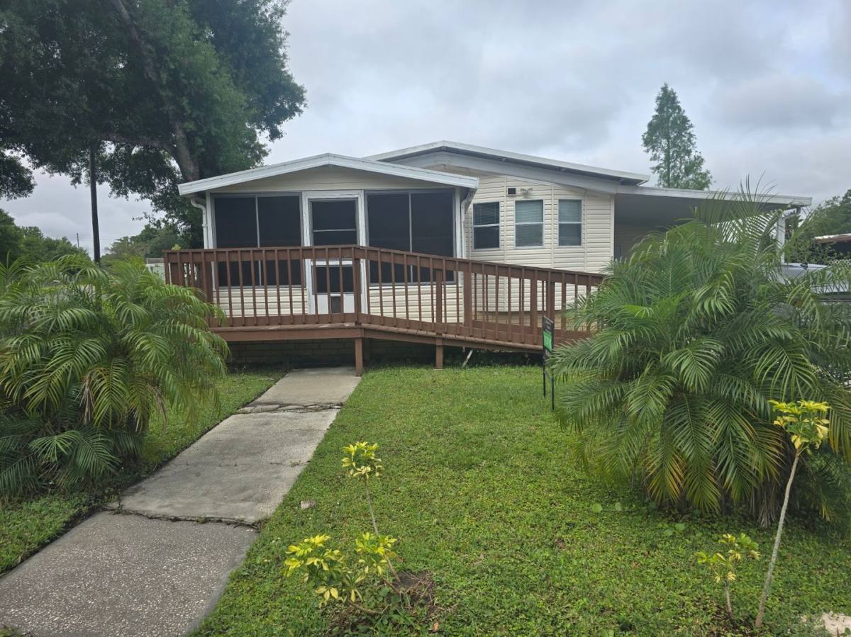 House for rent at 1902 Scenic View Loop, Lakeland, FL 33810