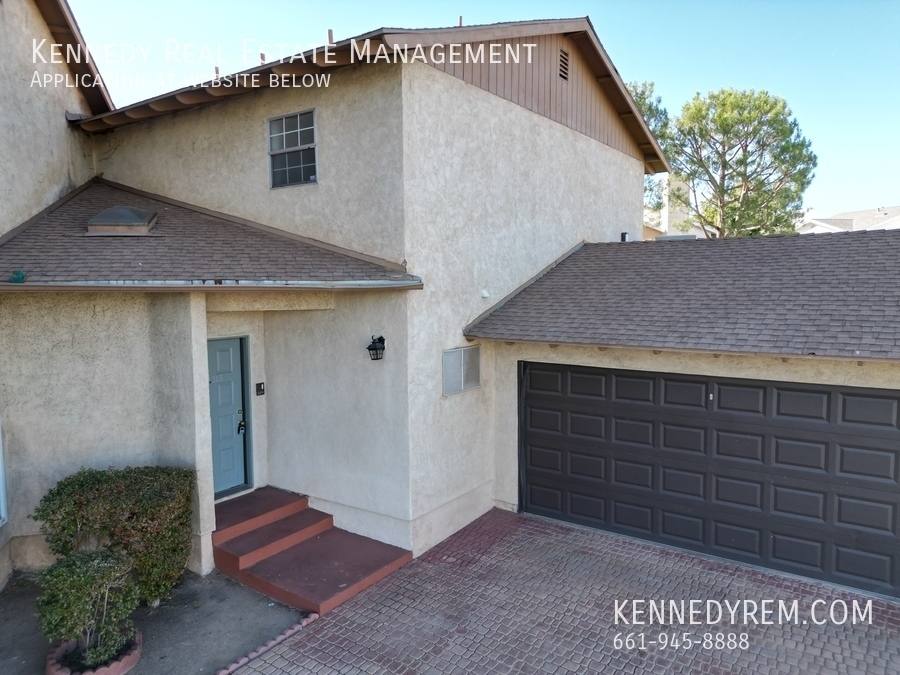 Condo for rent at 39213 10th St W, Palmdale, CA 93551