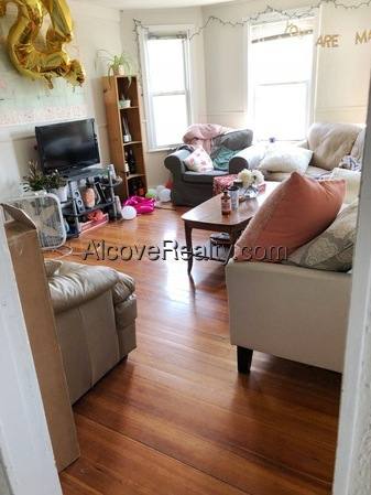 Apartment for rent at 21 Appleton St #3, Somerville, MA 02144