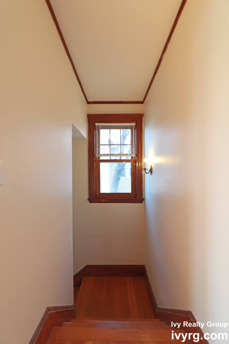 Apartment for rent at 394-396 Mount Auburn #394, Watertown, MA 02472