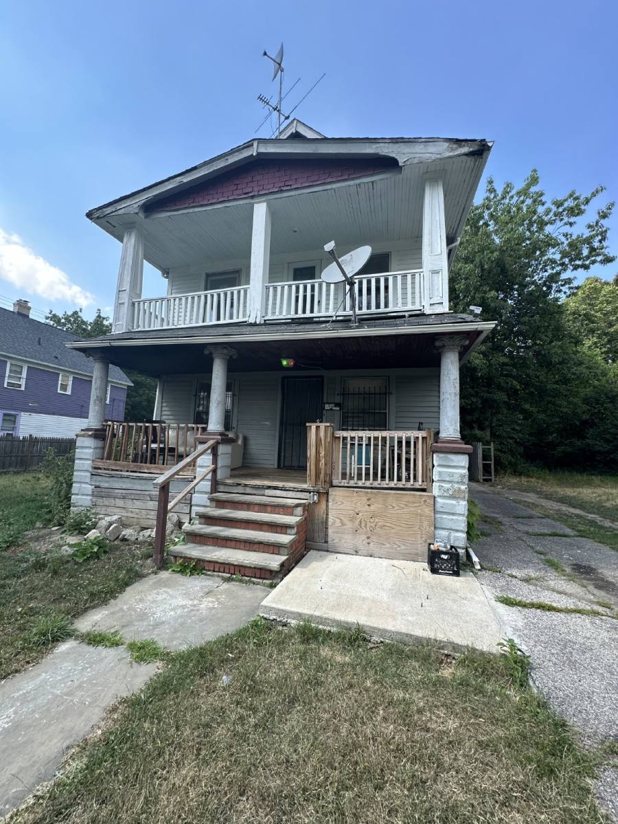 Apartment for rent at 12609 Griffing Ave, Cleveland, OH 44120
