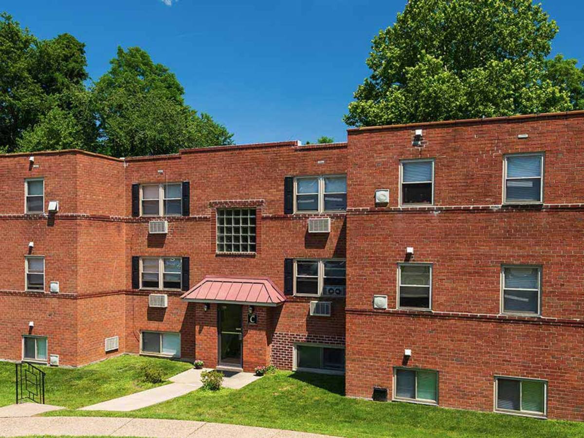 Apartment for rent at 701 Lincoln Ave #B12, Prospect Park, PA 19076