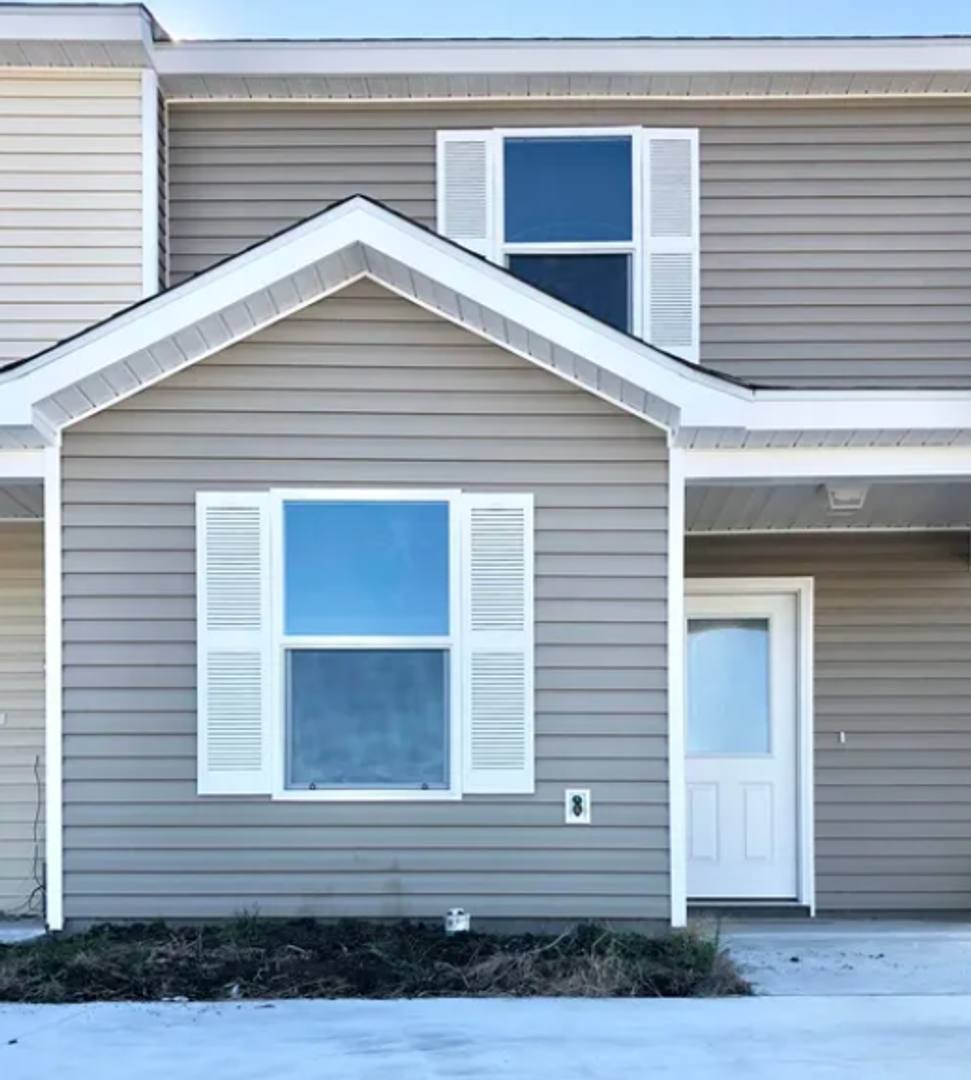 Apartment for rent at 1534 S Patout St, New Iberia, LA 70560