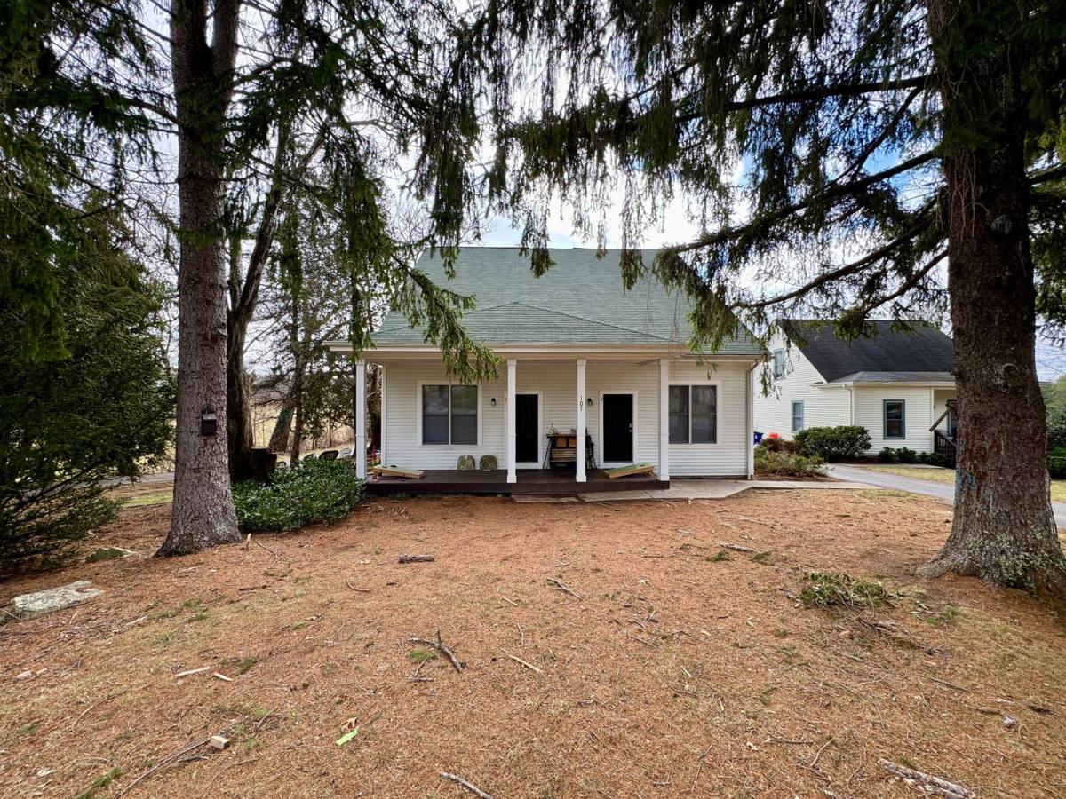 Townhouse for rent at 107 Givens Lane - Number #1, Blacksburg, VA 24060