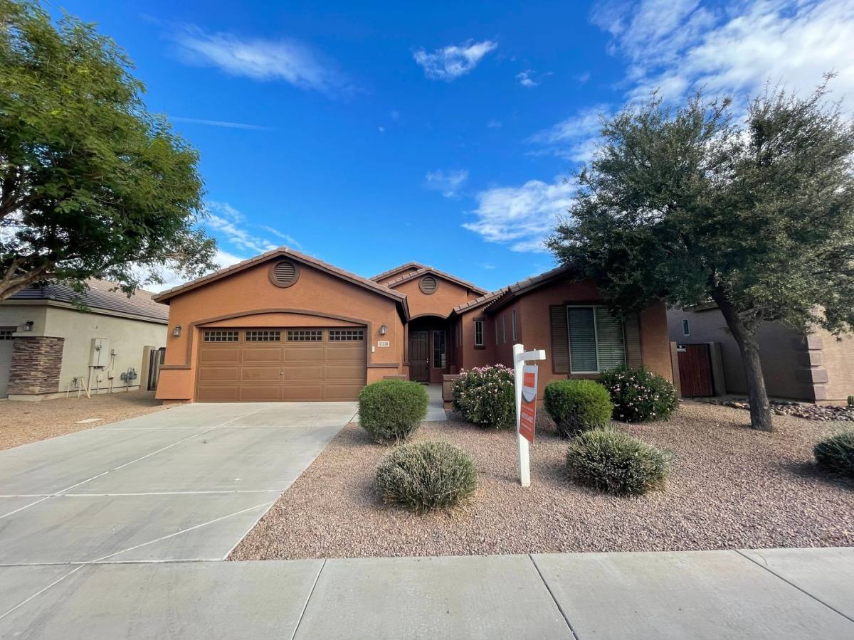 House for rent at 43450 W Sansom Dr, Maricopa, AZ 85138