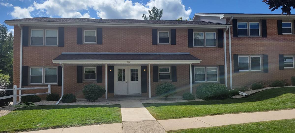 Apartment for rent at 501-505-509-511 Mulberry Dr E, West Bend, WI 53090