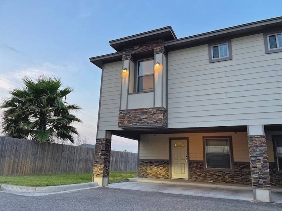 Condo for rent at 1500 Hummingbird Court, Pharr, TX 78577