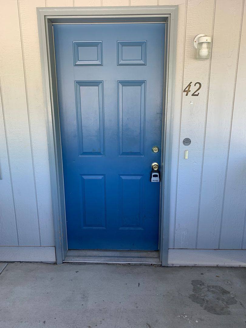 Apartment for rent at 1101 Woodrow Lane, Medford, OR 97504
