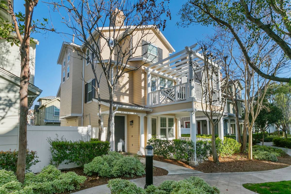 Townhouse for rent at 25 Tarleton Lane, Ladera Ranch, CA 92694