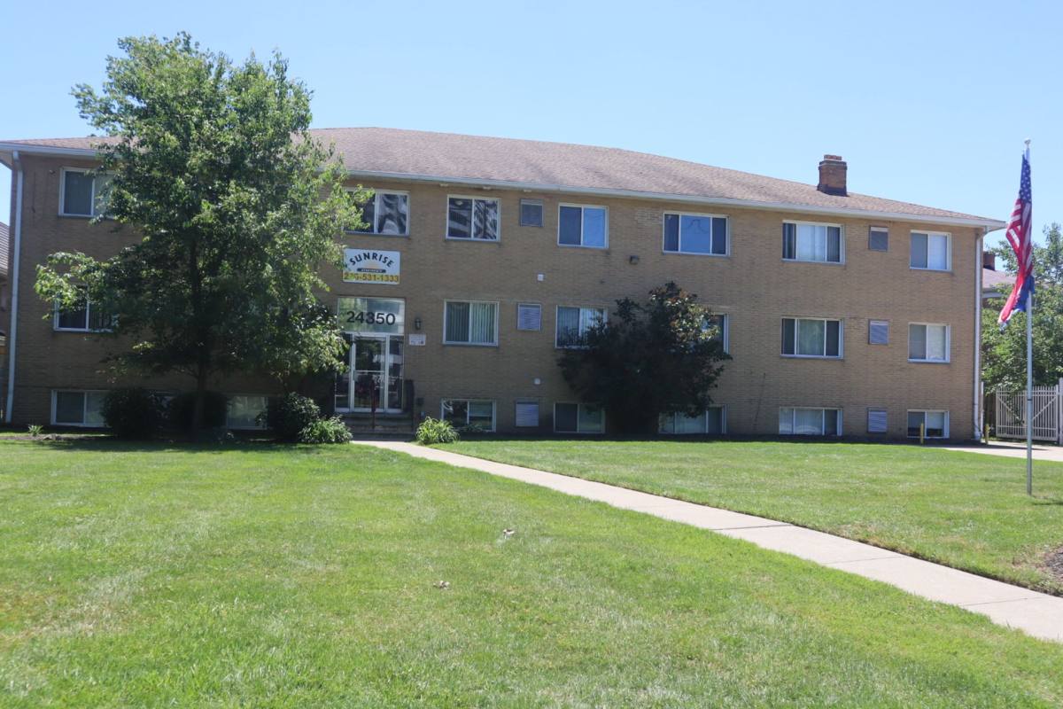 Apartment for rent at 24350 Lakeshore Blvd, Euclid, OH 44123