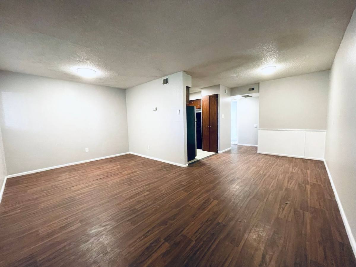 Apartment for rent at 2902 Vicksburg #104, Lubbock, TX 79410