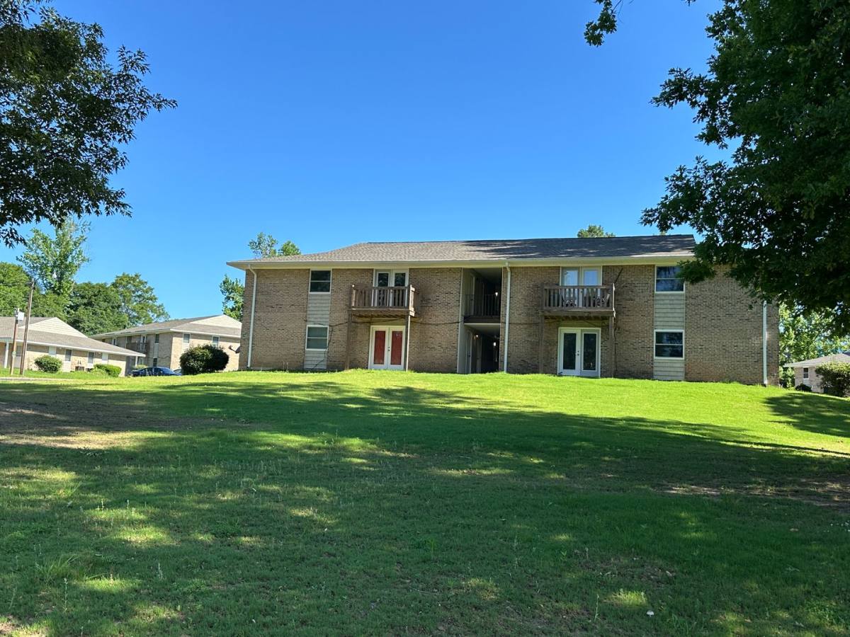 Apartment for rent at 3202 Lincoln Dr, Selma, AL 36701