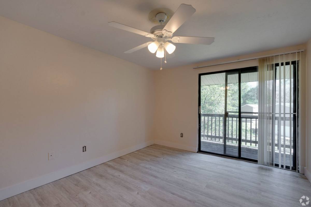 Apartment for rent at 401 SW 67th Terrace, Gainesville, FL 32607