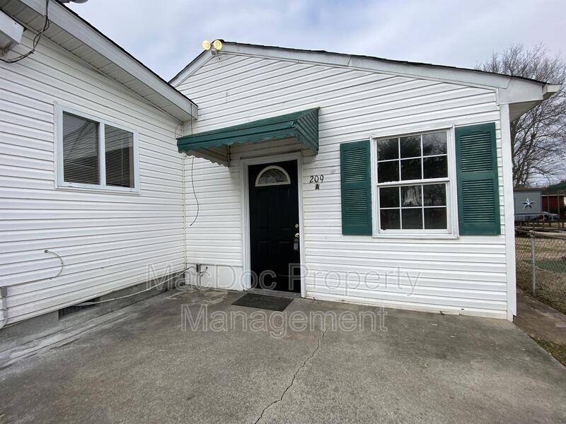 Apartment for rent at 209 Hamilton St #A, Fredericksburg, VA 22408