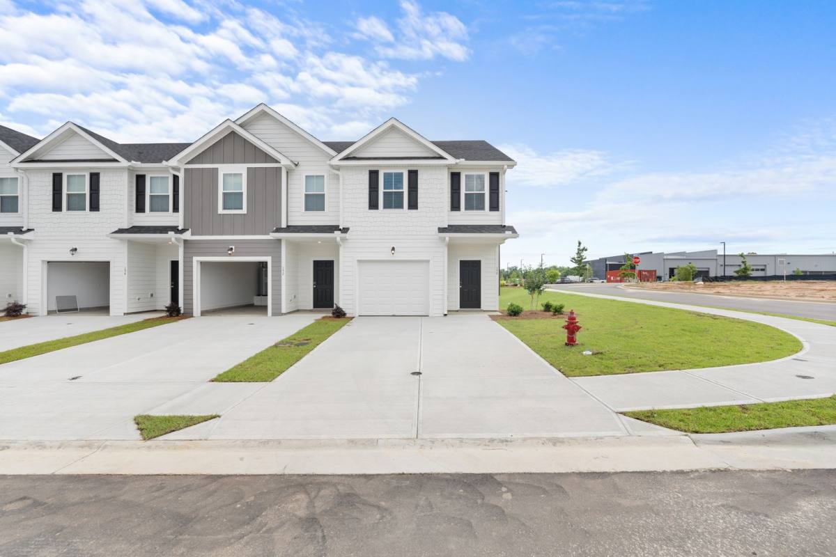 Townhouse for rent at 160 Old Forester Way, Statesboro, GA 30458
