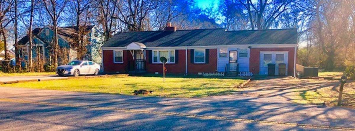 House for rent at 1722B S Hamilton Rd, Nashville, TN 37218